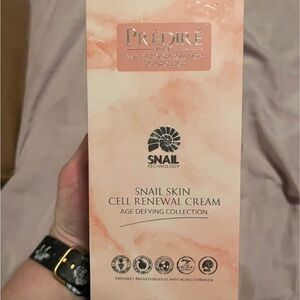 Prédiré Snail Skin Cell Renewal Cream - Soft Pink